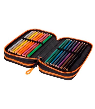 Potrójny piórnik szkolny Coolpack Jumper 3 z wyposażeniem Badges B E67023